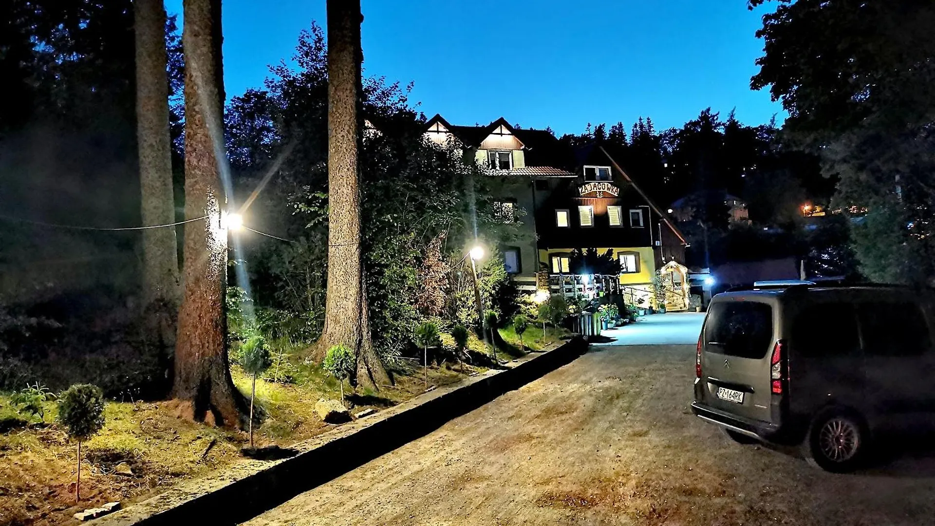 Bed & Breakfast Harmont Montis- Dawna Zajacowka- Idealna Lokalizacja - Lesna Enklawa W Centrum Miasta! Sauna, Masaze, Zabiegi Spa! Szklarska Poreba
