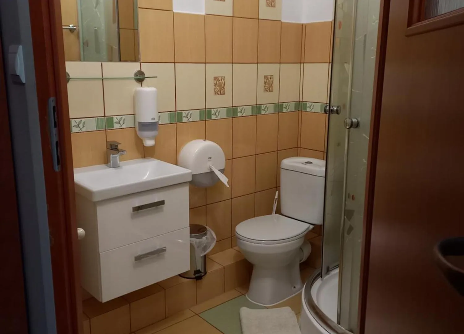 Bed & Breakfast Harmont Montis- Dawna Zajacowka- Idealna Lokalizacja - Lesna Enklawa W Centrum Miasta! Sauna, Masaze, Zabiegi Spa! Szklarska Poreba