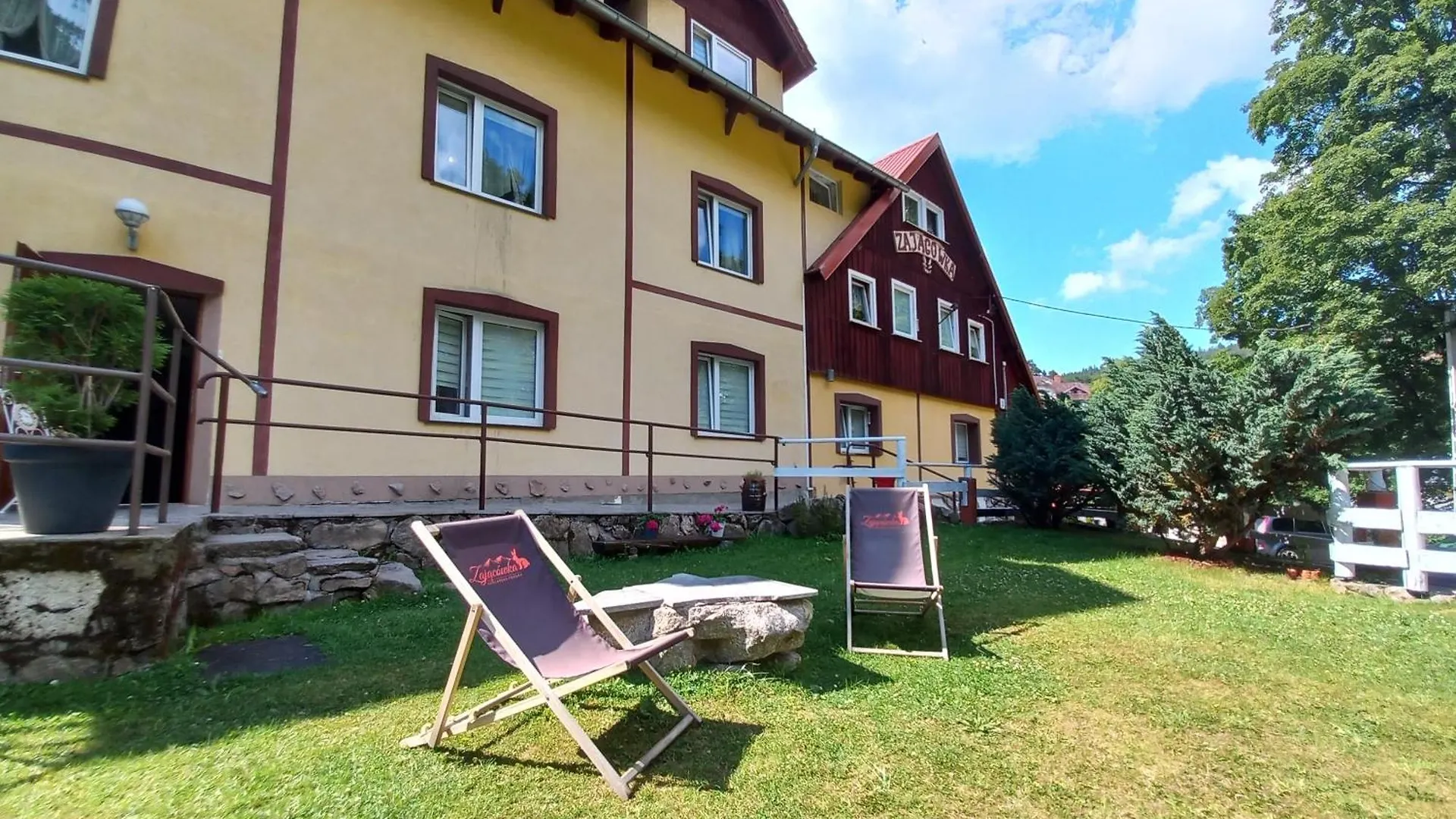 Harmont Montis- Dawna Zajacowka- Idealna Lokalizacja - Lesna Enklawa W Centrum Miasta! Sauna, Masaze, Zabiegi Spa! Szklarska Poreba Bed & Breakfast