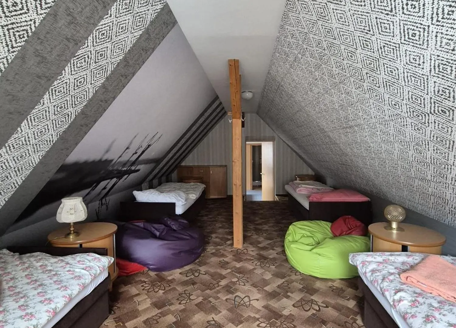 Bed & Breakfast Harmont Montis- Dawna Zajacowka- Idealna Lokalizacja - Lesna Enklawa W Centrum Miasta! Sauna, Masaze, Zabiegi Spa! Szklarska Poreba